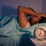 全球睡眠剝奪地圖主題視覺：呈現各國睡眠時長分布、睡眠缺口排名及與GDP的相關性趨勢