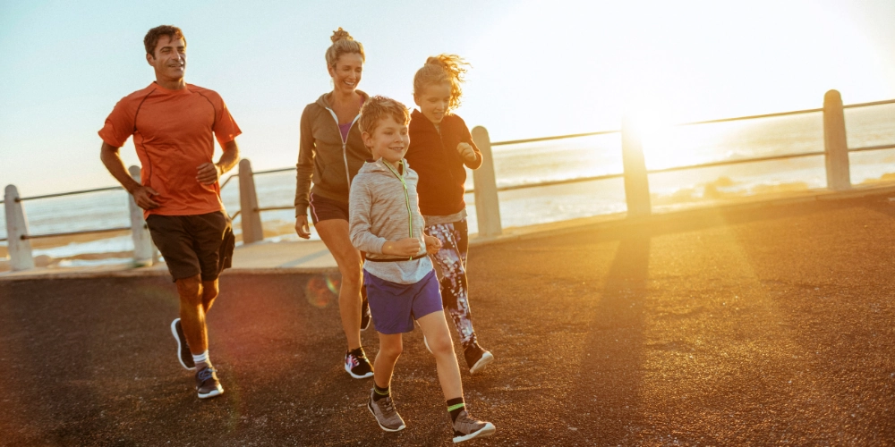 運動是身體負債的通用貨幣主題視覺：呈現不同運動劑量與全因死亡風險降低的階梯式劑量反應曲線